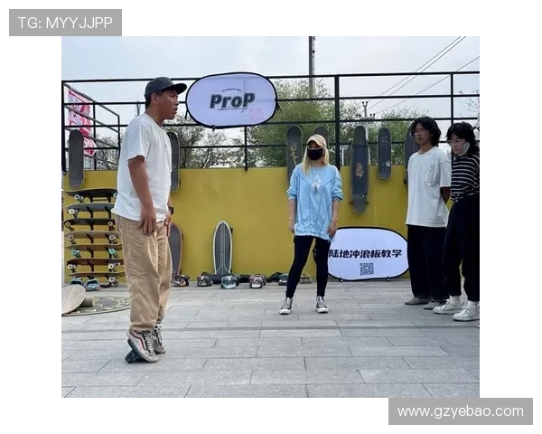 专访滑板达人杨敏揭秘成功秘诀与成长历程