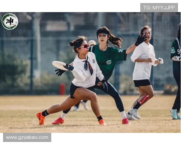 杭州飞盘队与深圳飞盘队赛后复盘探讨灵活性与战术执行的关键因素