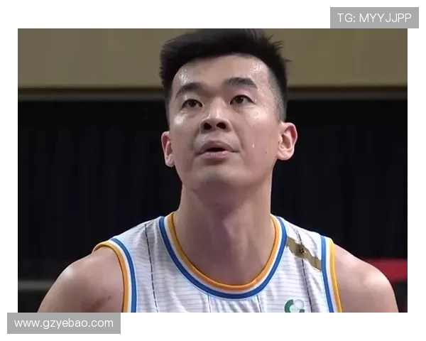 广东宏远迎战台湾璞园争夺篮球荣耀精彩对决引发球迷热烈期待 广东宏远迎战台湾璞园争夺篮球荣耀精彩对决引发球迷热烈期待