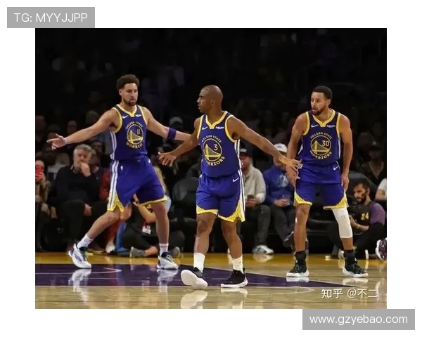 火箭队与雷霆队历史交锋分析及战绩回顾 火箭队与雷霆队历史交锋分析及战绩回顾