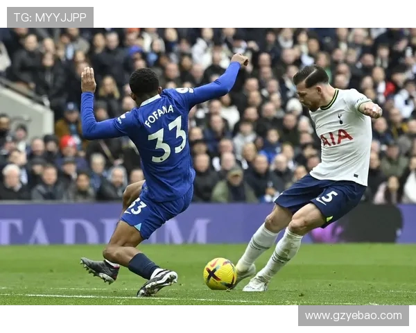 热刺与切尔西激战正酣谁能在这场比赛中笑到最后