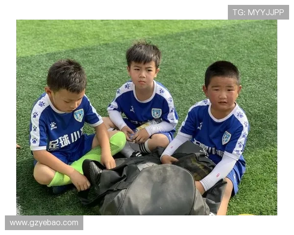 田宇翔的成长之路与梦想追逐：从普通少年到卓越人才的蜕变故事