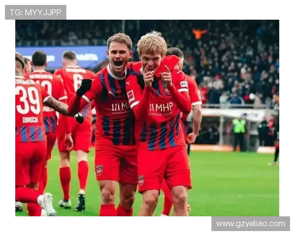 珀斯光荣与中部海岸海员激战在即谁将赢得澳超赛季的关键对决