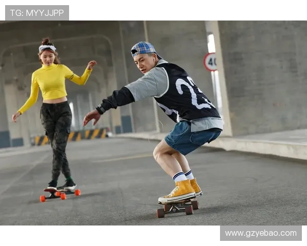 广州滑板队在滑板节奏排行榜中荣获第五名展现实力与风采 广州滑板队在滑板节奏排行榜中荣获第五名展现实力与风采