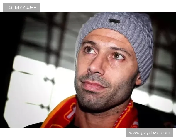 对话周敏：回顾足球生涯与未来展望的深度交流